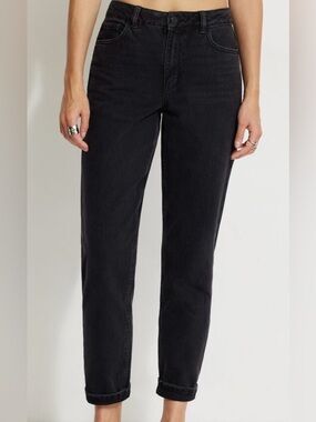 Dynamite Claudia Mom Jeans